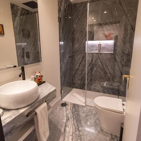 Villa Serralves 1048 Luxury