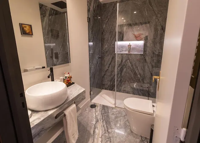 Vila Serralves 1048 Luxury